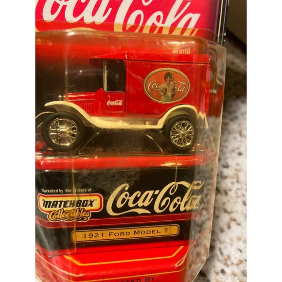 Matchbox - Coca Cola 1/64 - Diecast- 1921 Ford Model T- New in Package - Picture 7 of 12